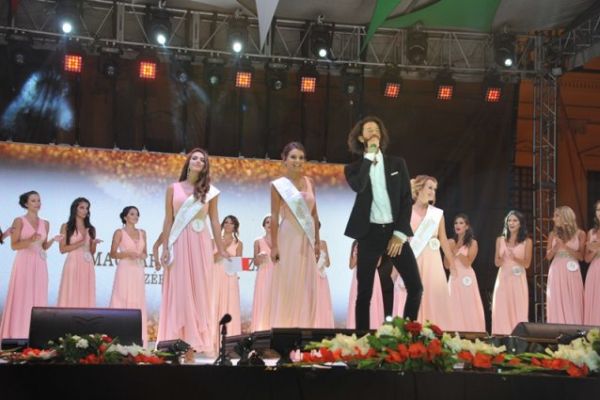 phoca-thumb-l-magyarok-vilagszepe-finale60DB58410F-7ABE-E1C0-F8A0-BBD7C0B89735.jpg