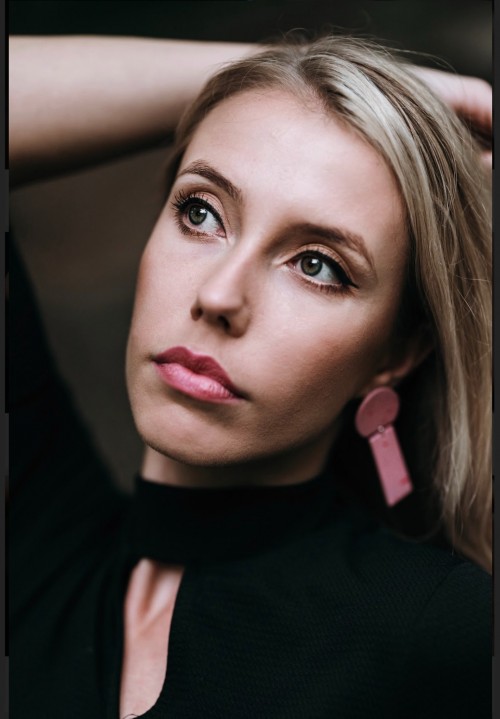 Huszár Enikő2
